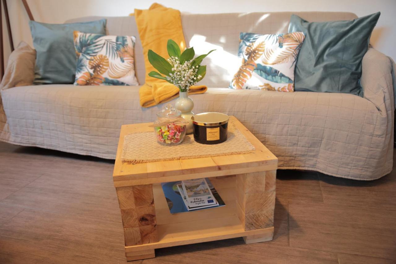 Apartment Amigo Sirova Katalena Εξωτερικό φωτογραφία