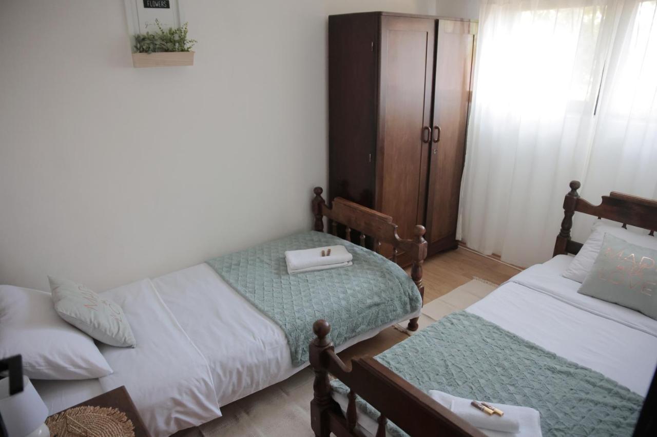 Apartment Amigo Sirova Katalena Εξωτερικό φωτογραφία
